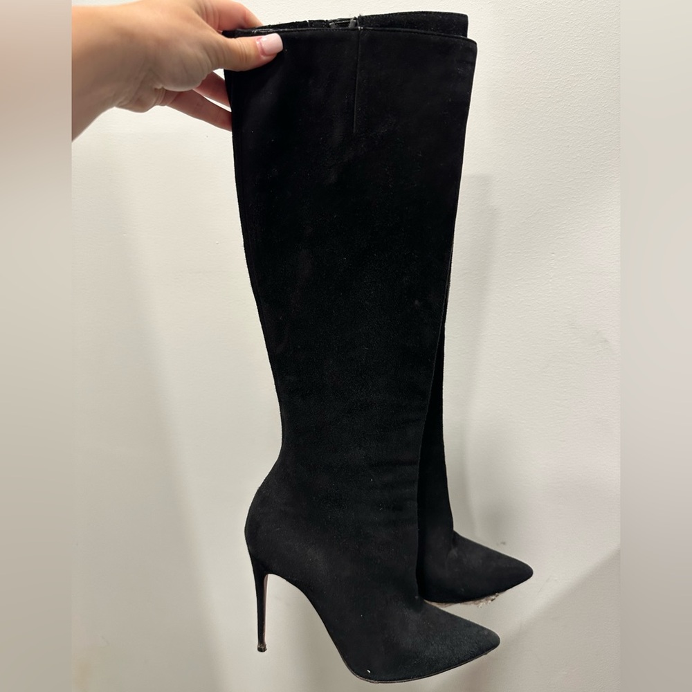 Louboutins suede boots size 34